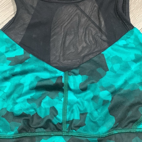 Lululemon Meshed Up Clouded Dreams Cosmic Teal Multi / Black Bra size 10 - Picture 4 of 10